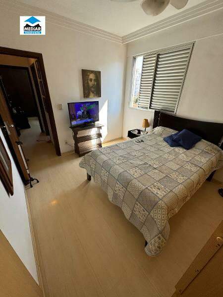 Apartamento à venda com 3 quartos, 100m² - Foto 8