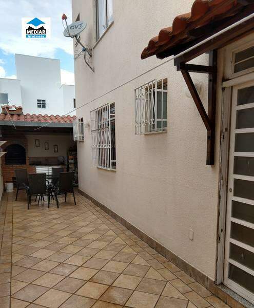 Apartamento à venda com 3 quartos, 117m² - Foto 5