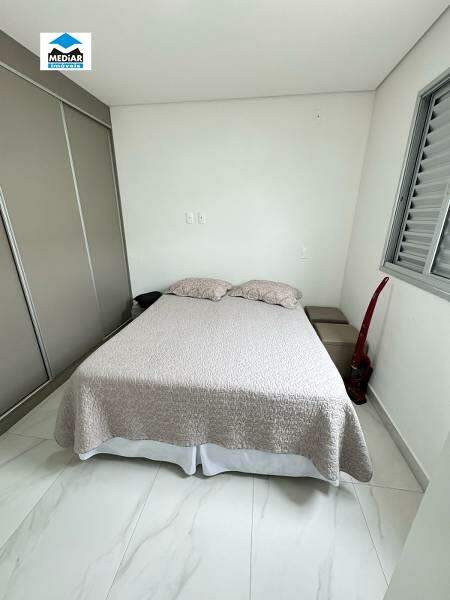 Apartamento à venda com 2 quartos, 130m² - Foto 8