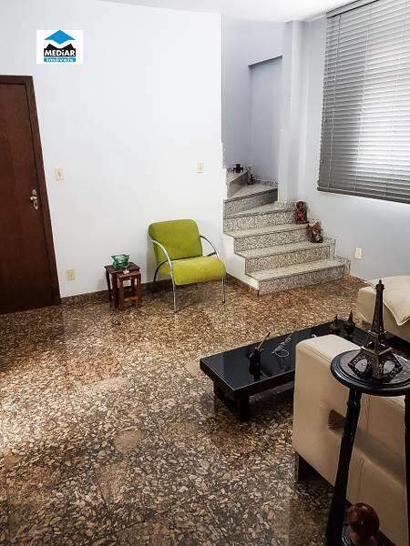 Cobertura à venda com 4 quartos, 151m² - Foto 1