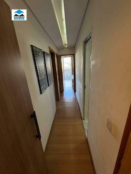 Apartamento à venda com 3 quartos, 202m² - Foto 12