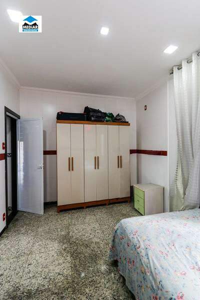 Casa à venda com 4 quartos, 400m² - Foto 23