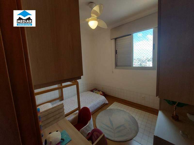 Apartamento à venda com 3 quartos, 148m² - Foto 12