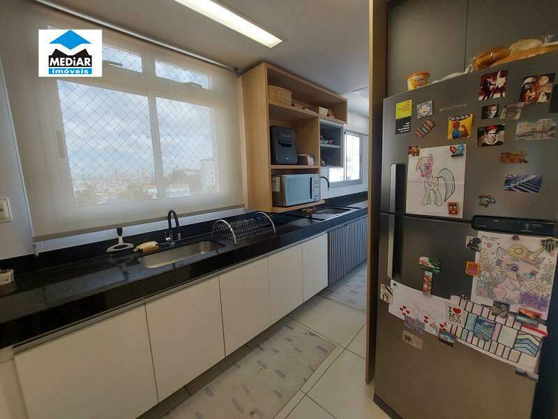 Apartamento à venda com 3 quartos, 148m² - Foto 21