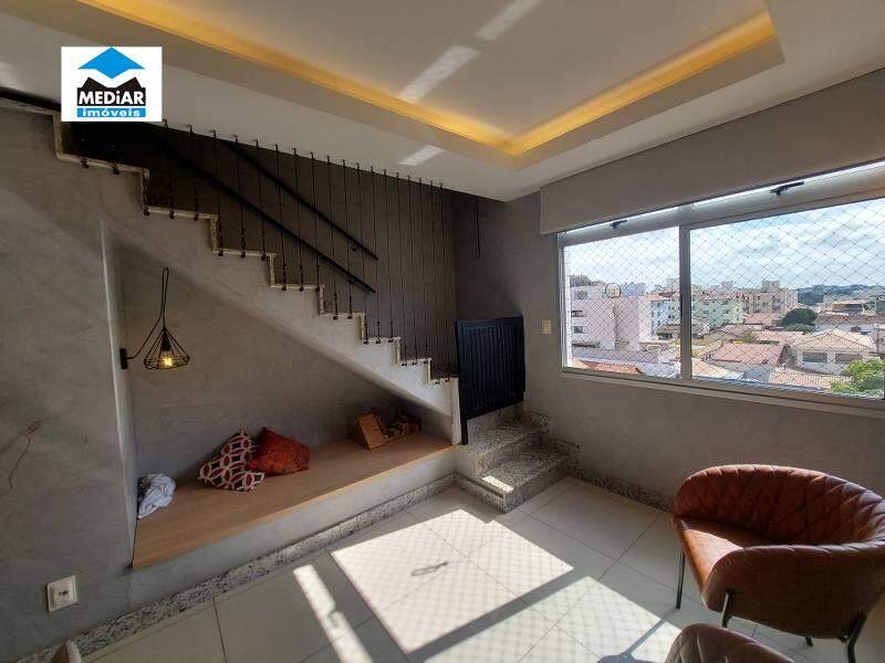 Apartamento à venda com 3 quartos, 148m² - Foto 3