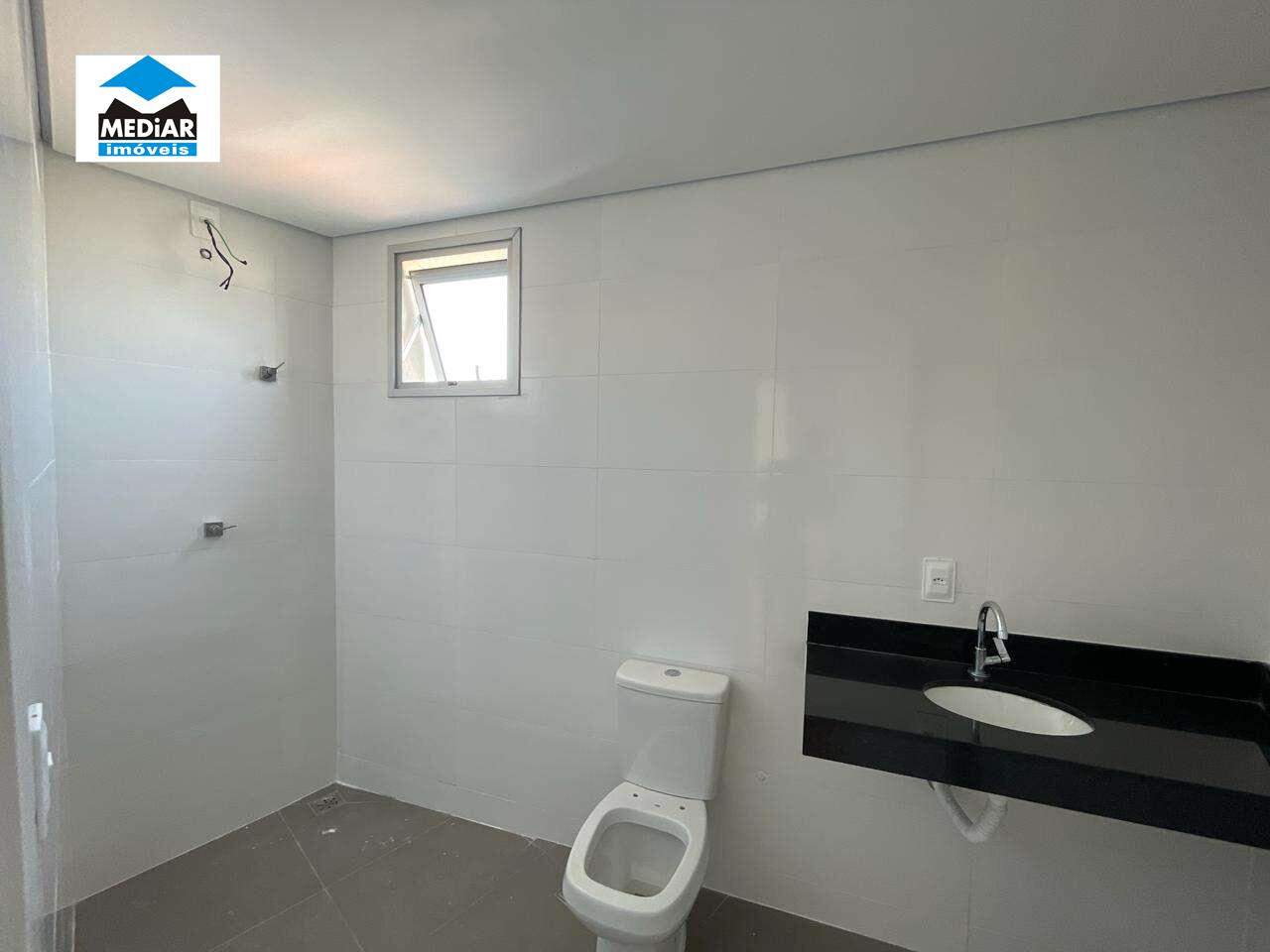 Apartamento à venda com 2 quartos, 61m² - Foto 12