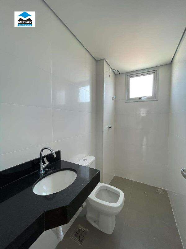 Apartamento à venda com 2 quartos, 61m² - Foto 6