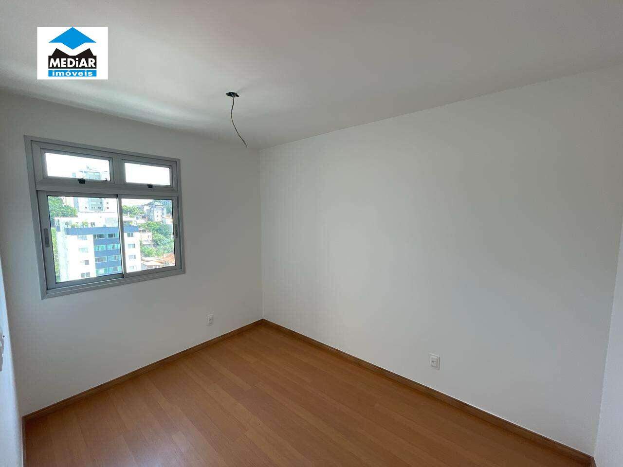 Apartamento à venda com 2 quartos, 61m² - Foto 9