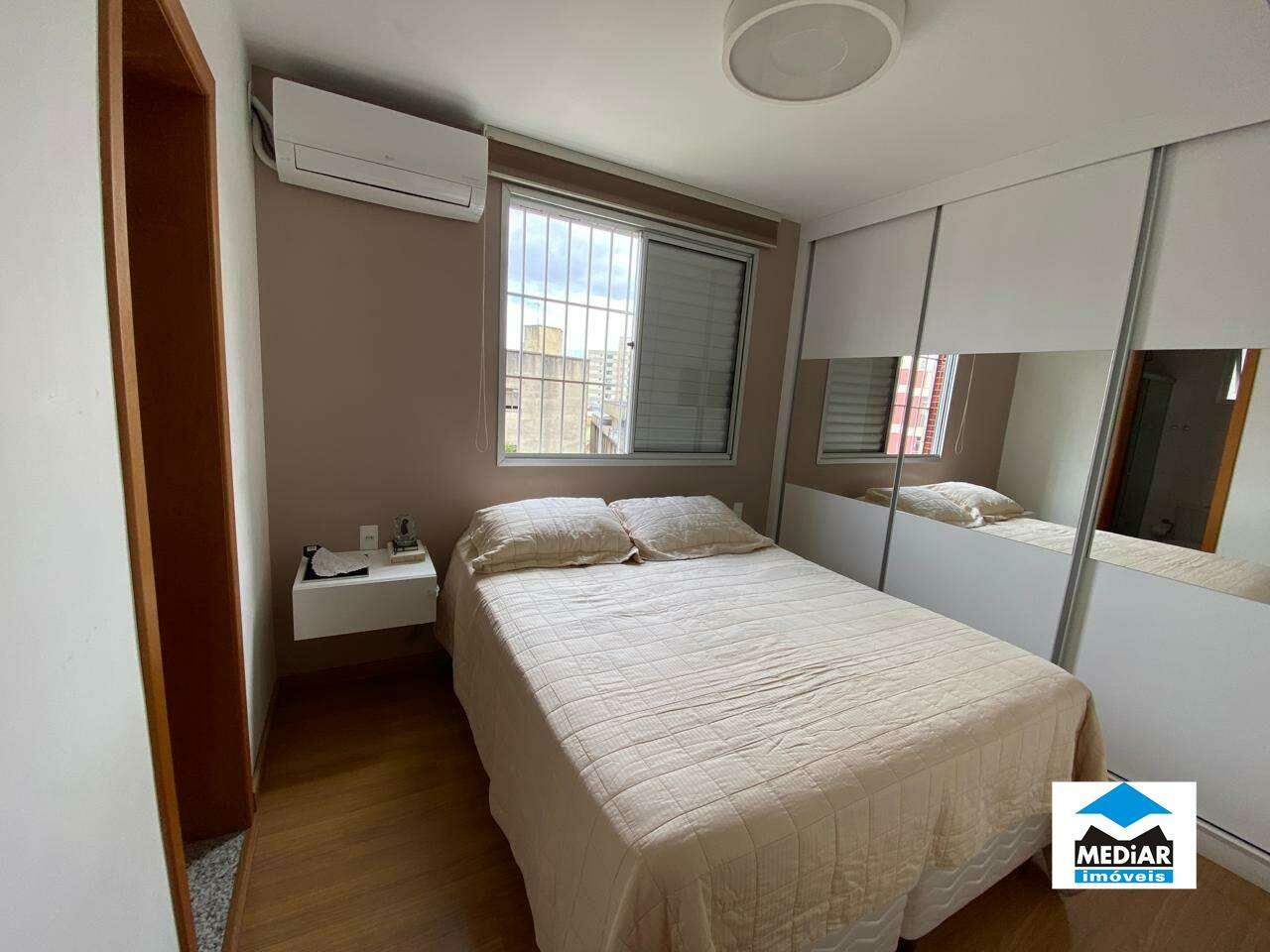 Apartamento à venda com 3 quartos, 71m² - Foto 3