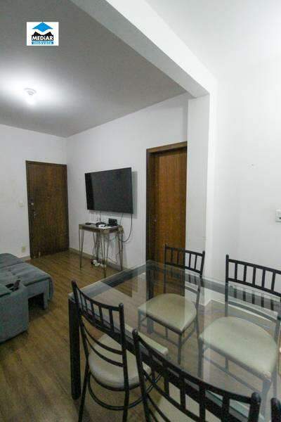 Apartamento à venda com 3 quartos, 87m² - Foto 4