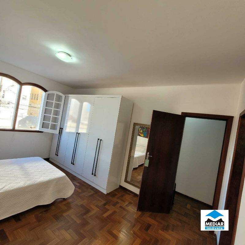 Casa à venda com 4 quartos, 253m² - Foto 22