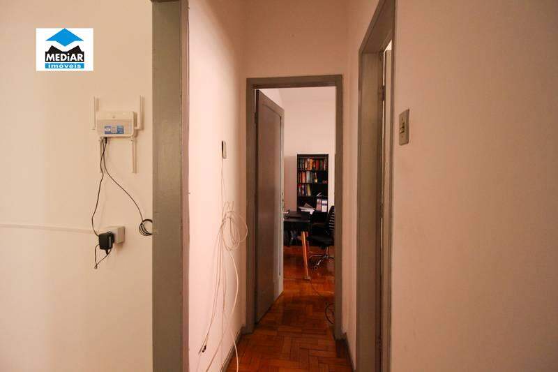 Apartamento à venda com 2 quartos, 75m² - Foto 10