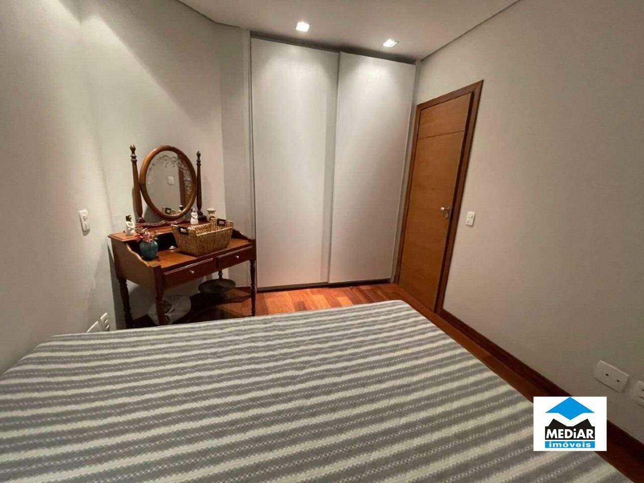 Cobertura à venda com 4 quartos, 410m² - Foto 10