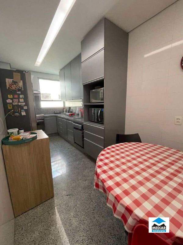 Cobertura à venda com 4 quartos, 410m² - Foto 12