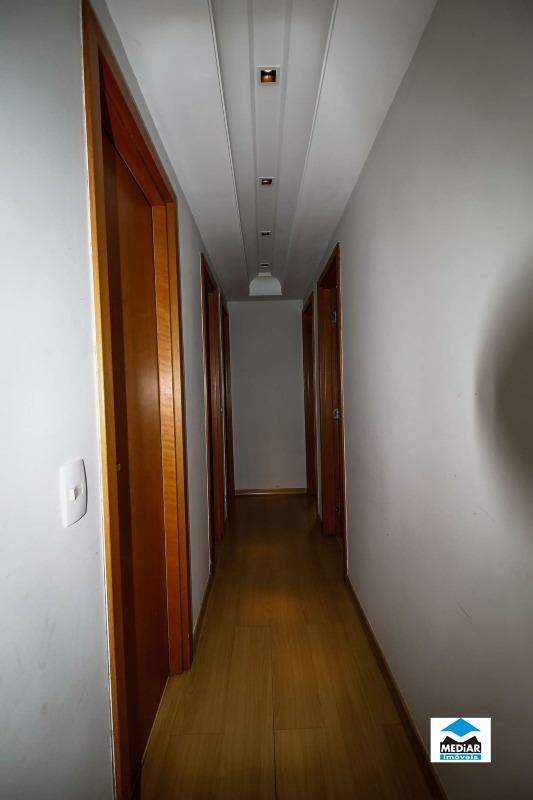 Apartamento à venda com 4 quartos, 113m² - Foto 3