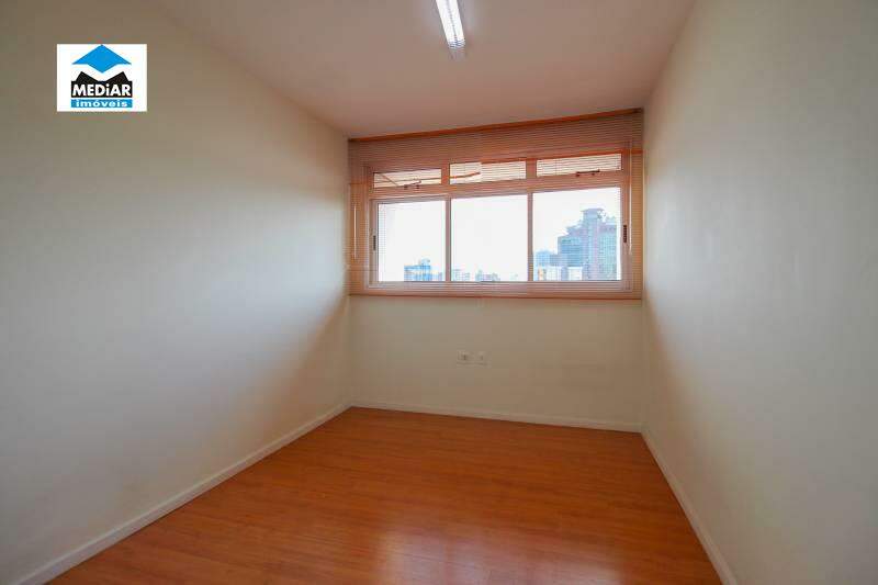 Cobertura à venda com 3 quartos, 207m² - Foto 11