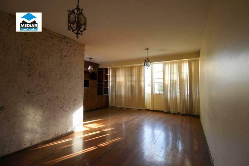 Apartamento à venda com 4 quartos, 190m² - Foto 15