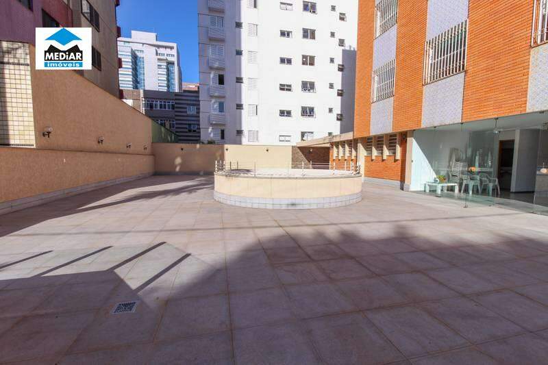 Apartamento à venda com 4 quartos, 190m² - Foto 22