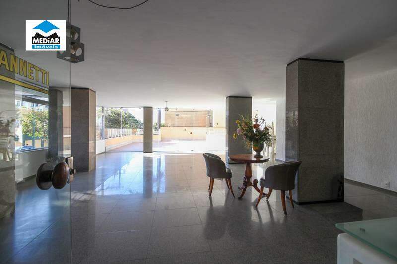 Apartamento à venda com 4 quartos, 190m² - Foto 23