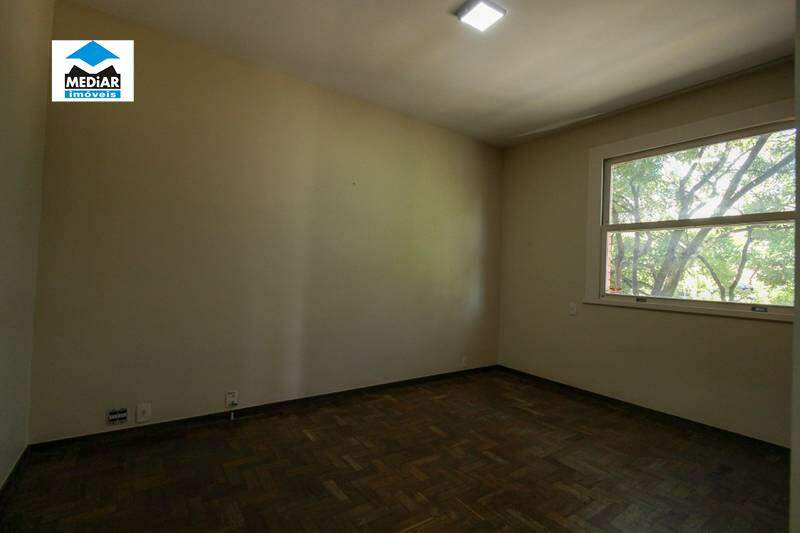 Apartamento à venda com 4 quartos, 190m² - Foto 9