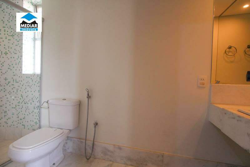 Apartamento à venda com 4 quartos, 190m² - Foto 20