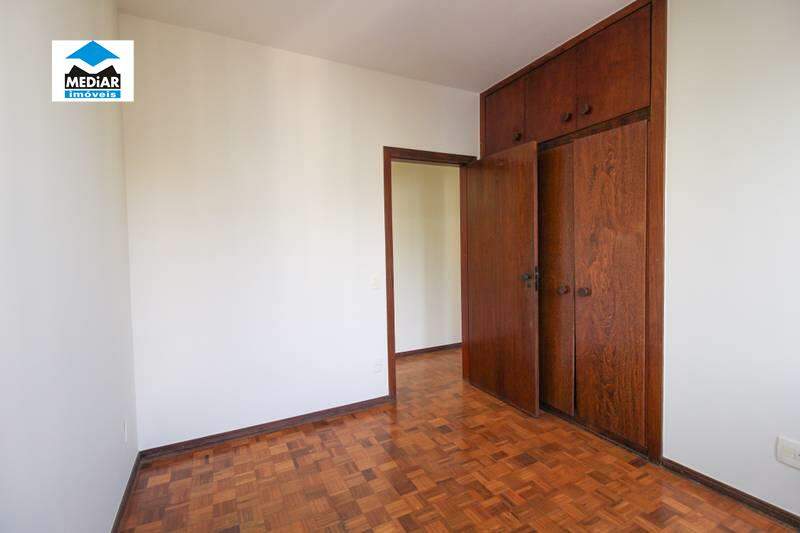 Apartamento à venda com 4 quartos, 190m² - Foto 14