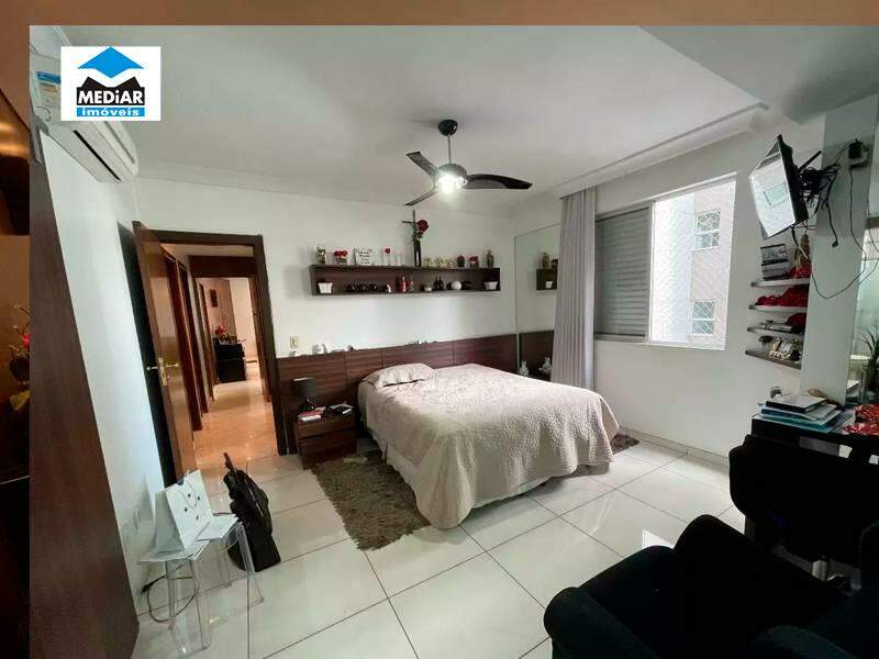 Apartamento à venda com 3 quartos, 110m² - Foto 4