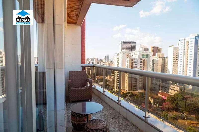 Apartamento à venda com 4 quartos, 178m² - Foto 5