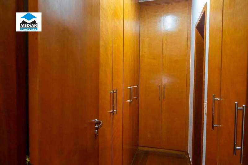 Apartamento à venda com 4 quartos, 178m² - Foto 16