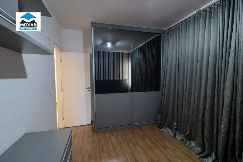 Apartamento à venda com 4 quartos, 135m² - Foto 23