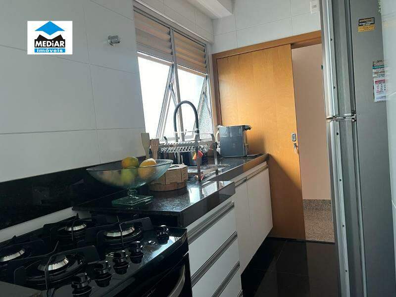 Apartamento à venda com 3 quartos, 84m² - Foto 15