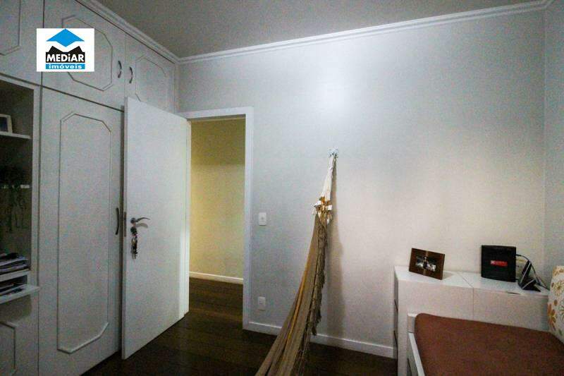 Apartamento à venda com 3 quartos, 110m² - Foto 8