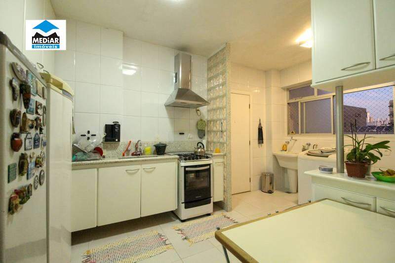 Apartamento à venda com 3 quartos, 110m² - Foto 12