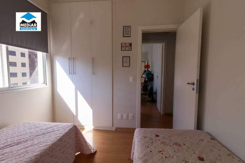 Apartamento à venda com 3 quartos, 90m² - Foto 9