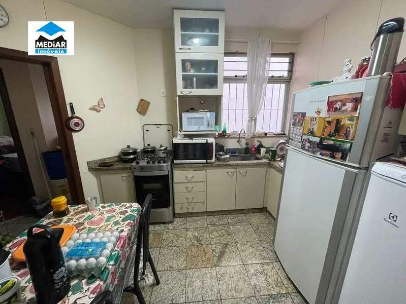 Apartamento à venda com 4 quartos, 130m² - Foto 12