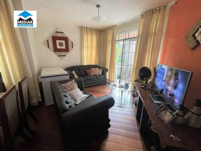 Apartamento à venda com 4 quartos, 130m² - Foto 3