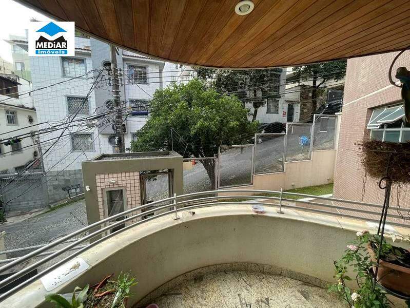 Apartamento à venda com 4 quartos, 130m² - Foto 4