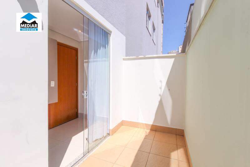 Apartamento à venda com 2 quartos, 60m² - Foto 14