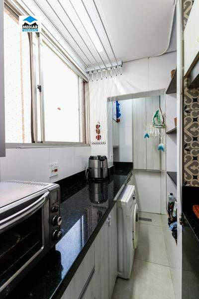 Apartamento à venda com 2 quartos, 60m² - Foto 20