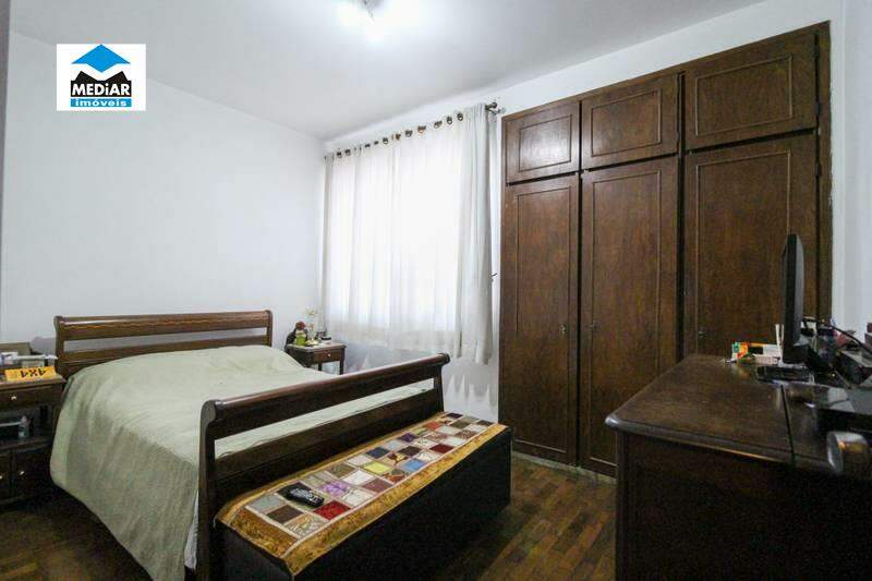 Apartamento à venda com 4 quartos, 159m² - Foto 15