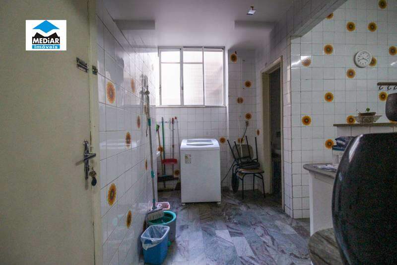 Apartamento à venda com 4 quartos, 159m² - Foto 7