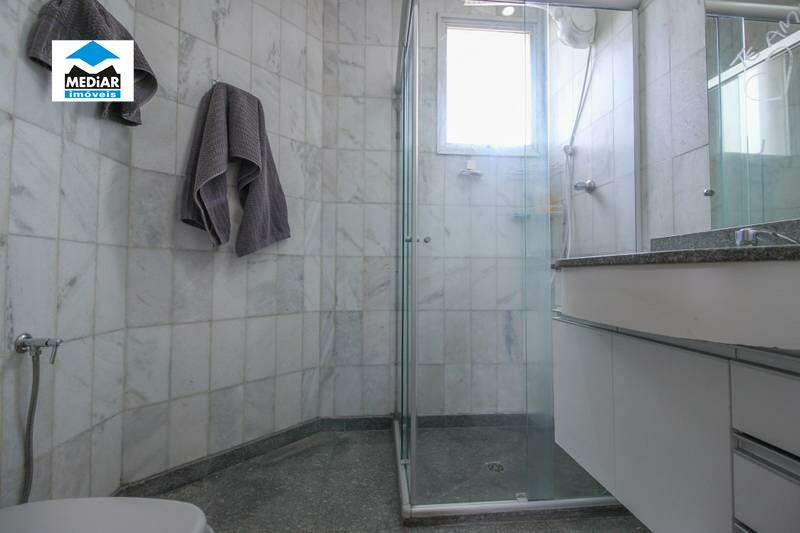 Apartamento à venda com 4 quartos, 165m² - Foto 14