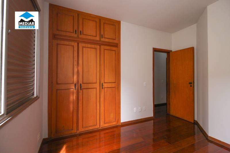 Apartamento à venda com 4 quartos, 165m² - Foto 20