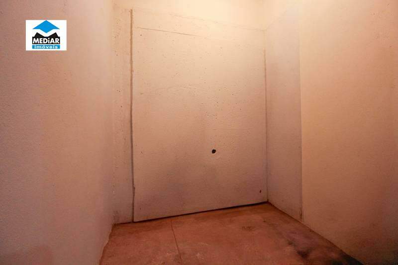 Apartamento à venda com 4 quartos, 165m² - Foto 21