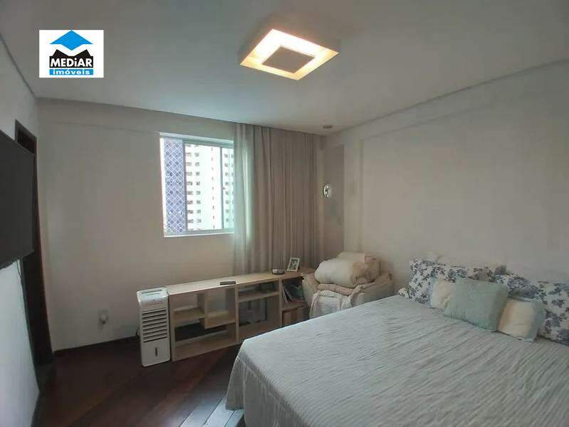 Apartamento à venda com 2 quartos, 152m² - Foto 14