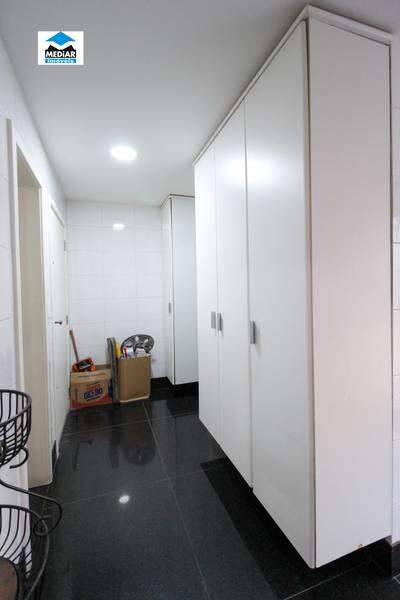 Apartamento à venda com 3 quartos, 200m² - Foto 22