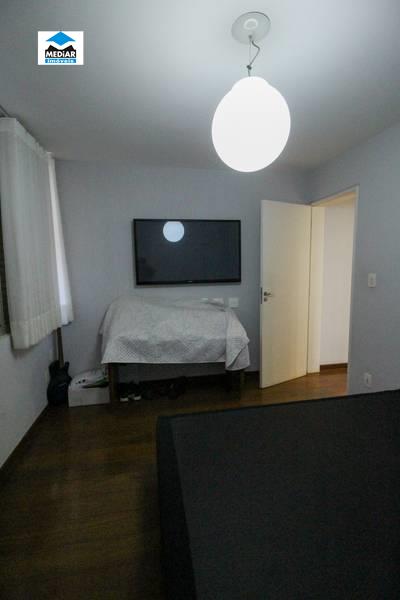 Apartamento à venda com 3 quartos, 200m² - Foto 9