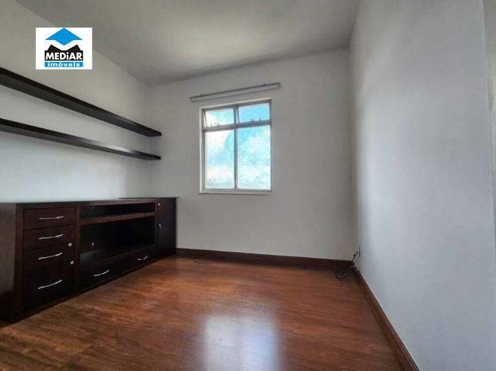 Apartamento à venda com 3 quartos, 81m² - Foto 10