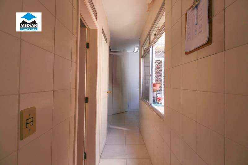 Cobertura à venda com 3 quartos, 300m² - Foto 10