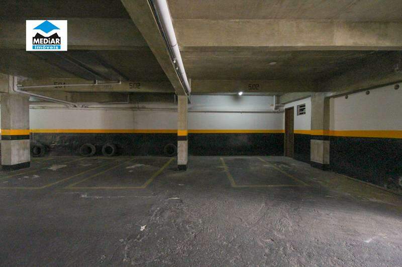 Cobertura à venda com 3 quartos, 300m² - Foto 14